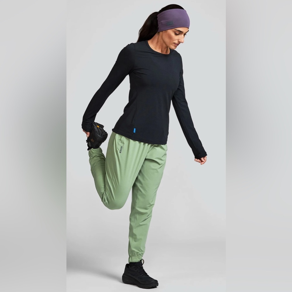 W'omen’s Transit Tech Pant - M - Picture 2 of 9